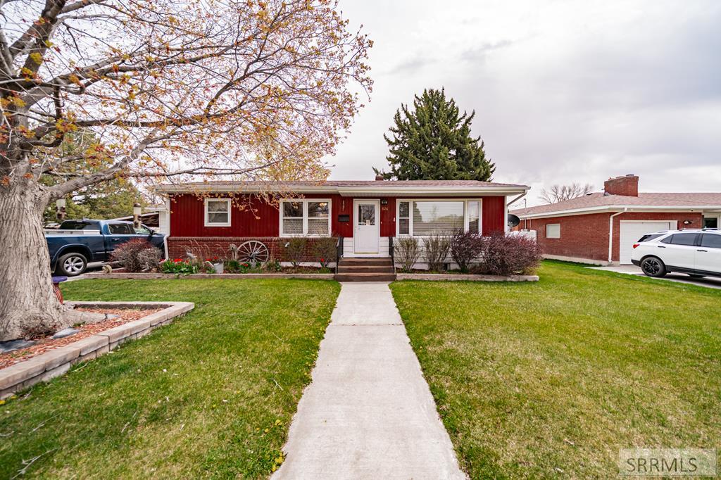 826 S Stout Avenue, BLACKFOOT, Idaho image 1