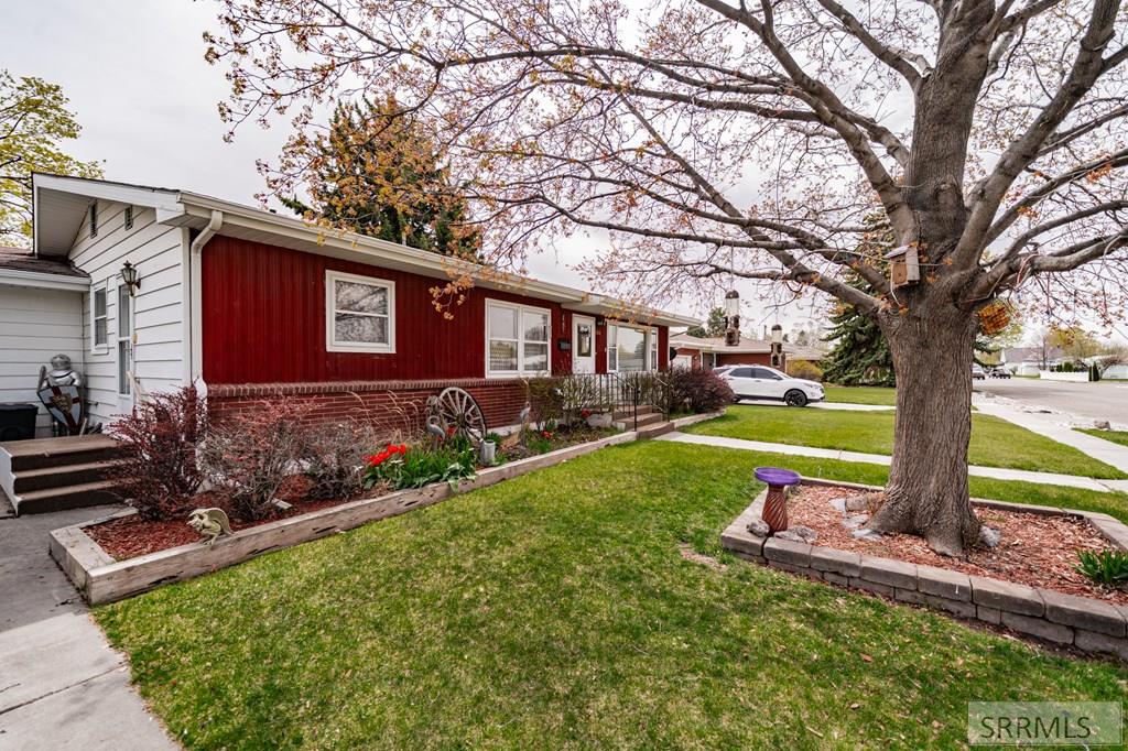 826 S Stout Avenue, BLACKFOOT, Idaho image 3