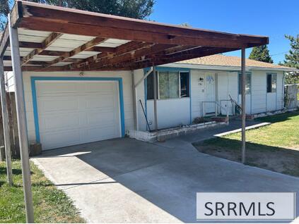 Photo of 1381 Peach ST, BLACKFOOT, ID 83221 (MLS # 2188900)
