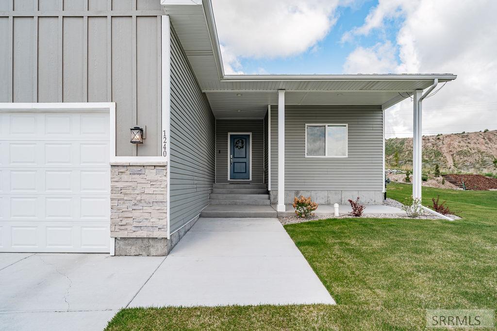 1240 Stone Drive, REXBURG, Idaho image 3