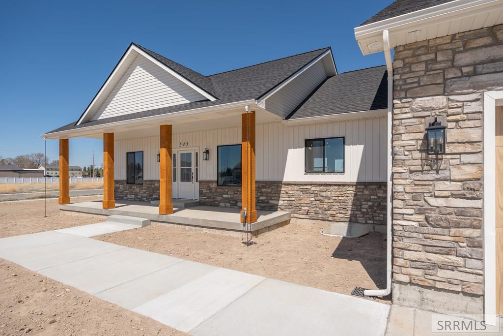 545 Badlands St, SHELLEY, Idaho image 2