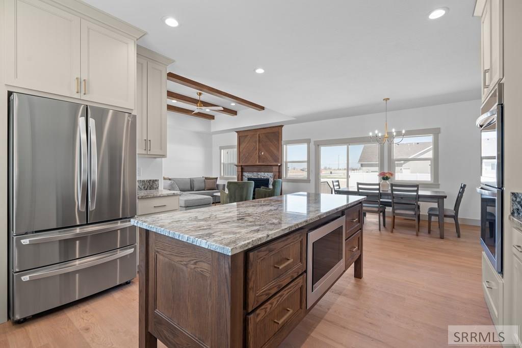 545 Badlands St, SHELLEY, Idaho image 8