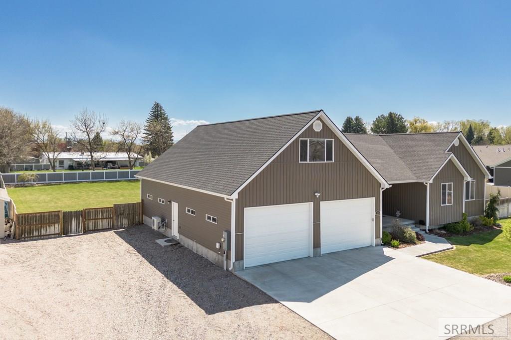 670 Kesler Ln, BLACKFOOT, Idaho image 3