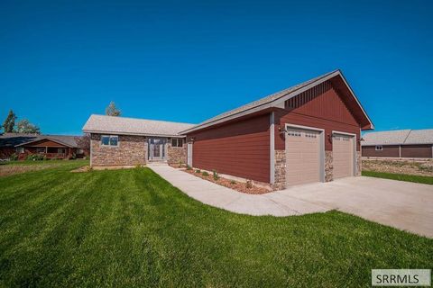 Photo of 532 Palisade Trail, DRIGGS, ID 83422 (MLS # 2181914)