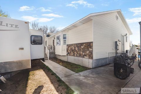 Photo of 4021 E 109 N, IDAHO FALLS, ID 83401 (MLS # 2185613)