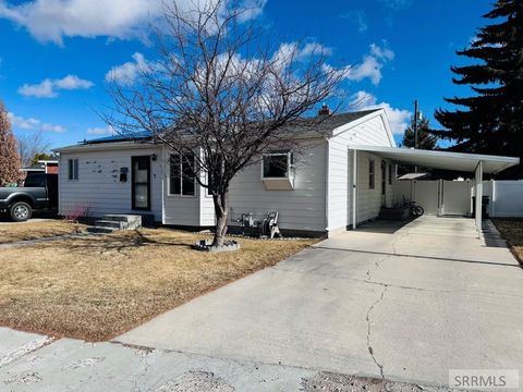 Photo of 148 Goodwin Drive, BLACKFOOT, ID 83221 (MLS # 2182231)