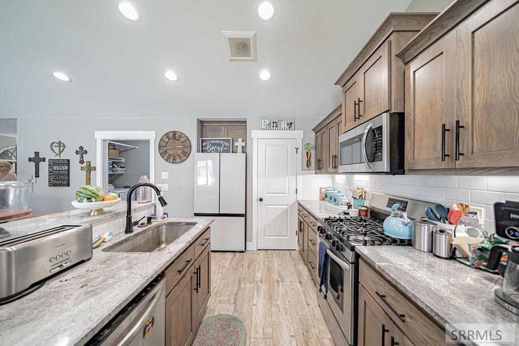 3755 Harrington Road, IDAHO FALLS, Idaho image 10