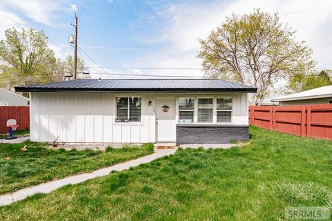Photo of 1123 E Halsey Street, IDAHO FALLS, ID 83401 (MLS # 2185489)