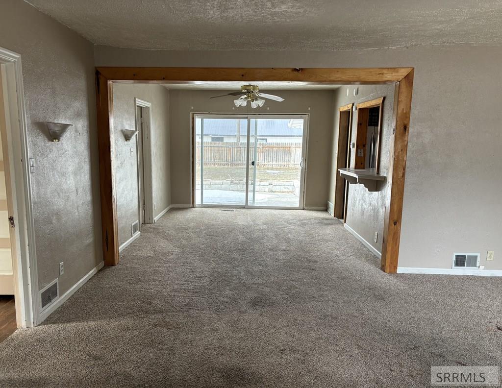 303 S Alder Street, BLACKFOOT, Idaho image 2