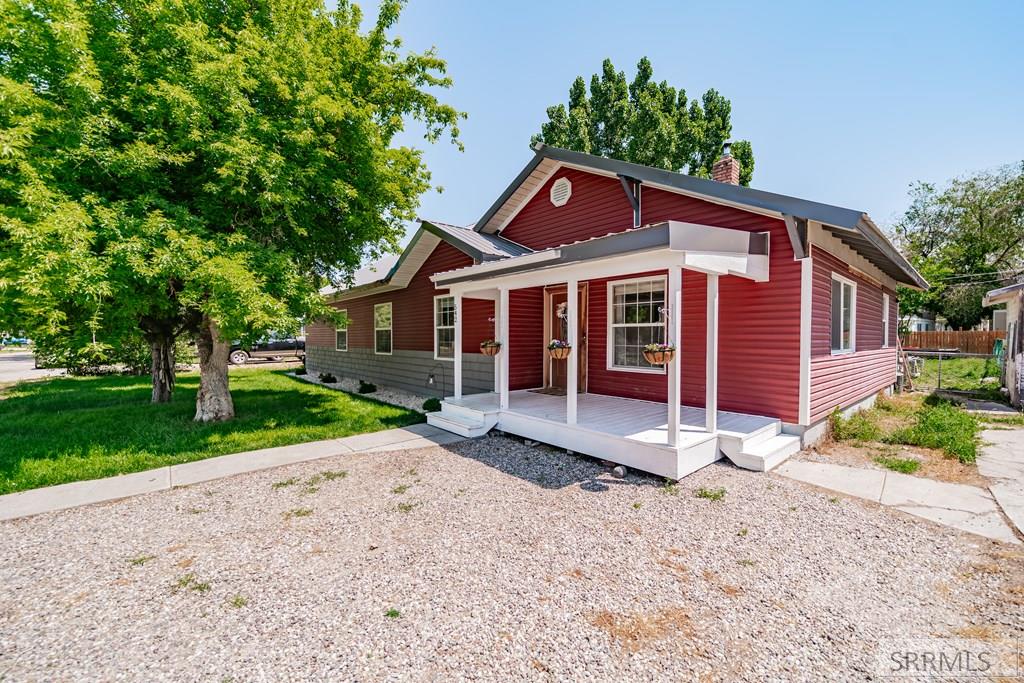 542 2nd E, RIRIE, Idaho image 2
