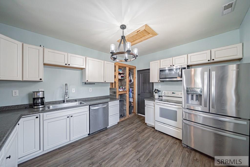 542 2nd E, RIRIE, Idaho image 19