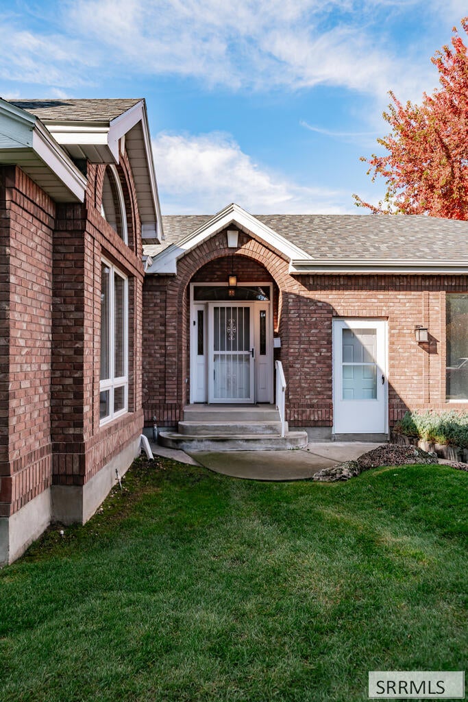 3553 Sun Circle