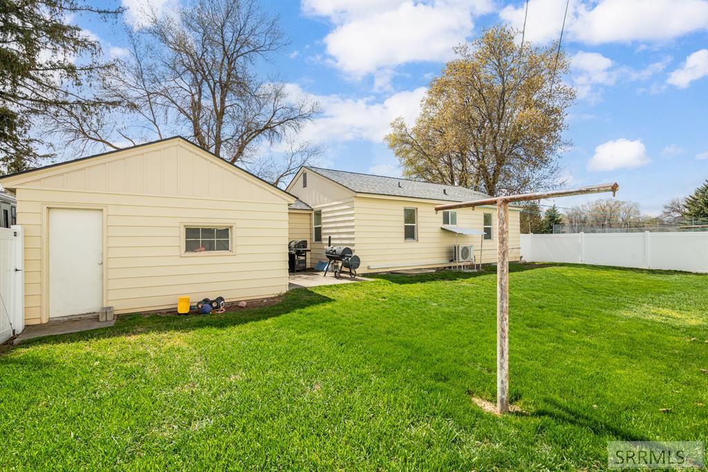 5413 E Hansen Avenue, IONA, Idaho image 20
