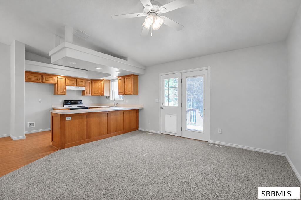 3737 Silverwood Circle