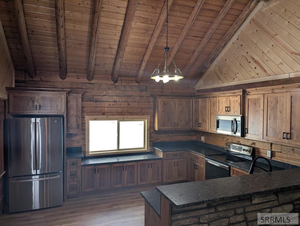 4279 Gooding Street, ISLAND PARK, Idaho image 6