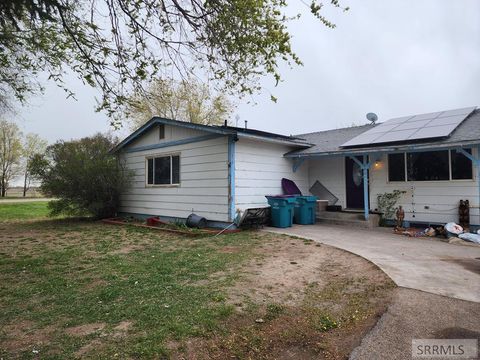Photo of 6864 N Orlinda Lane, IDAHO FALLS, ID 83401 (MLS # 2185970)