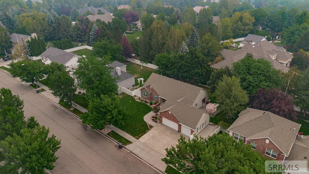 3803 Woodhaven Lane