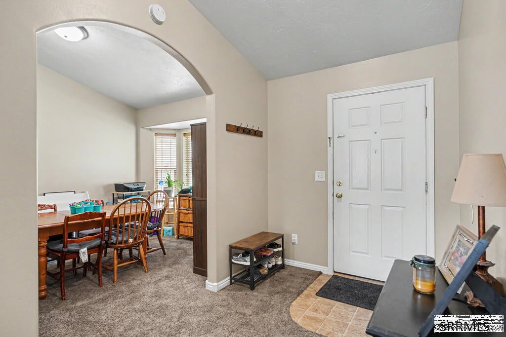 619 Holladay Circle
