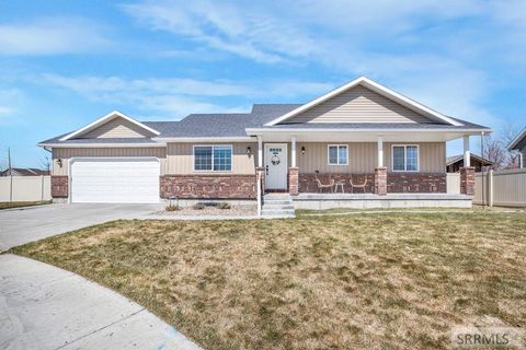 Single Family Residence in REXBURG ID 808 Yost Street.jpg