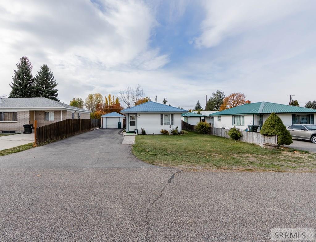 433 Rice Street, BLACKFOOT, Idaho image 3