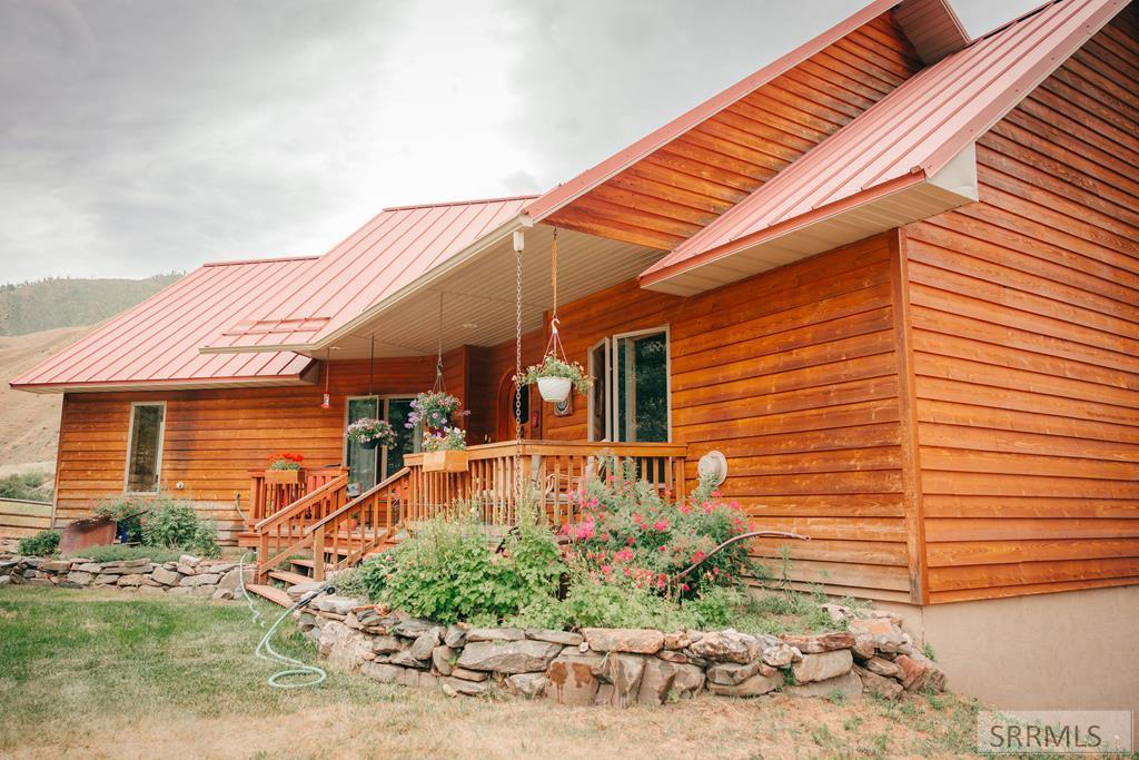 445 Panther Creek Road, SHOUP, Idaho image 2