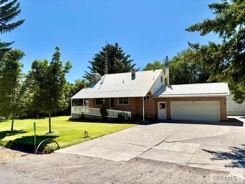 Homes For Sale - 1887 N 36th E<br/> IDAHO FALLS, ID 83401