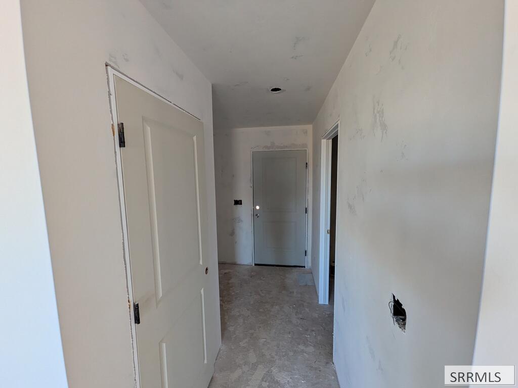 181 3785 East