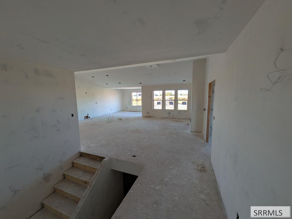 181 3785 East