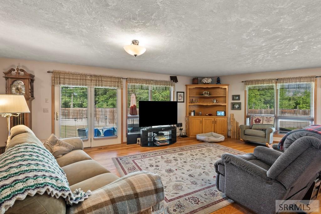 1473 St Charles Circle, IDAHO FALLS, Idaho image 2