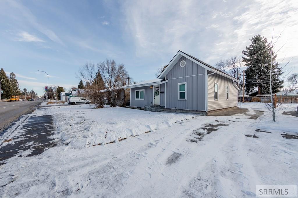 335 W 17th Street, IDAHO FALLS, Idaho image 3