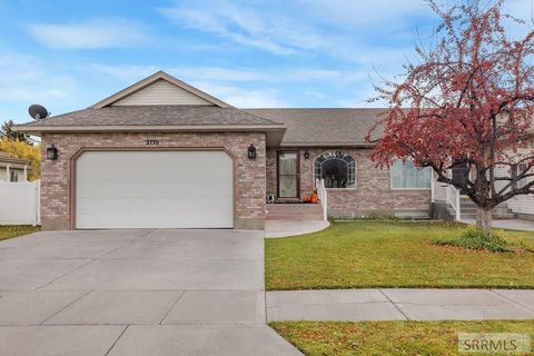 Photo of 3770 Wasatch Circle, AMMON, ID 83406 (MLS # 2180627)