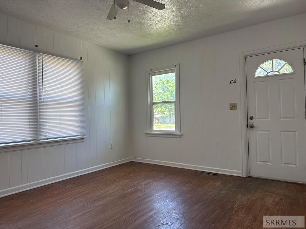 402 3rd Street