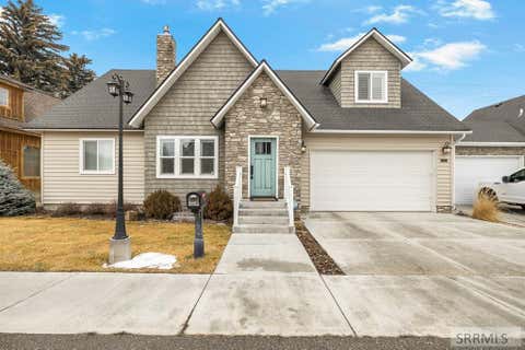Photo of 172 Charles Place, REXBURG, ID 83440 (MLS # 2186037)