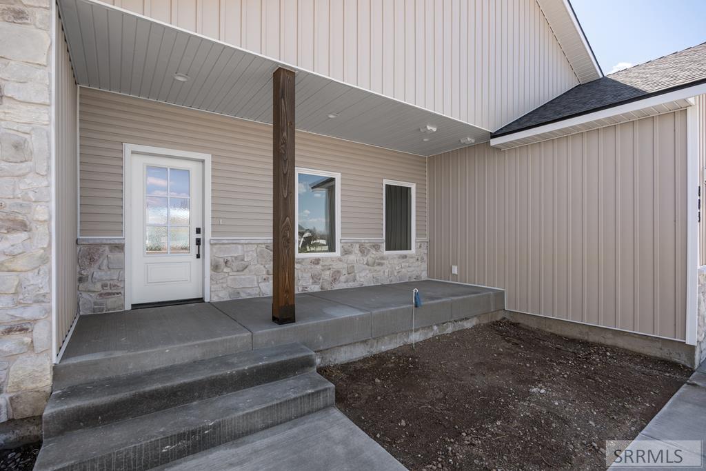 885 Pine Brook Lane, REXBURG, Idaho image 2