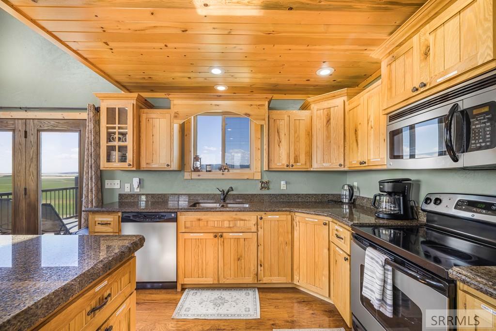 1488 N 4400 E, ASHTON, Idaho image 8