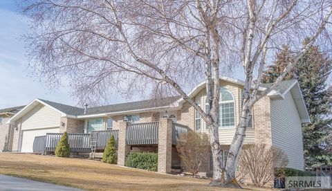 Photo of 266 Nez Perce Ave, REXBURG, ID 83440 (MLS # 2182420)