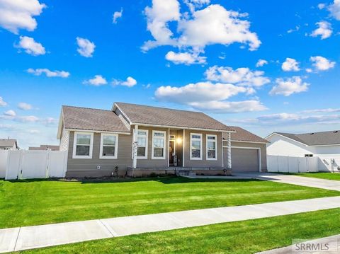 Photo of 3917 Baldwin Avenue, IDAHO FALLS, ID 83401 (MLS # 2186887)