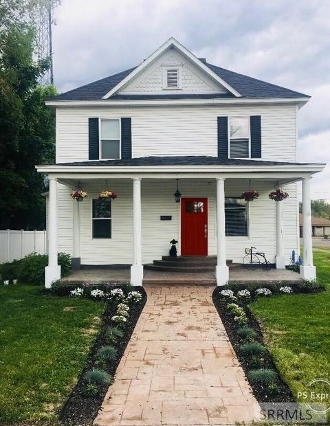 Photo of 95 N Spruce Avenue, BLACKFOOT, ID 83221 (MLS # 2181579)