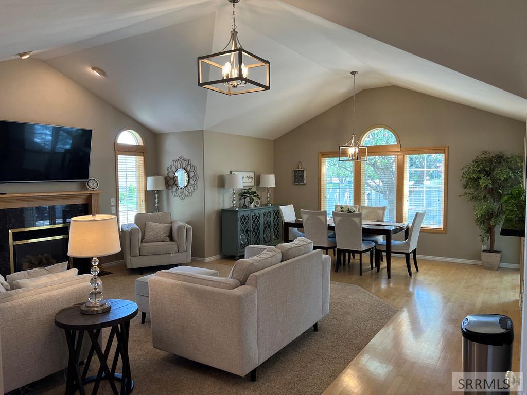 455 Hickory Circle, IDAHO FALLS, Idaho image 4