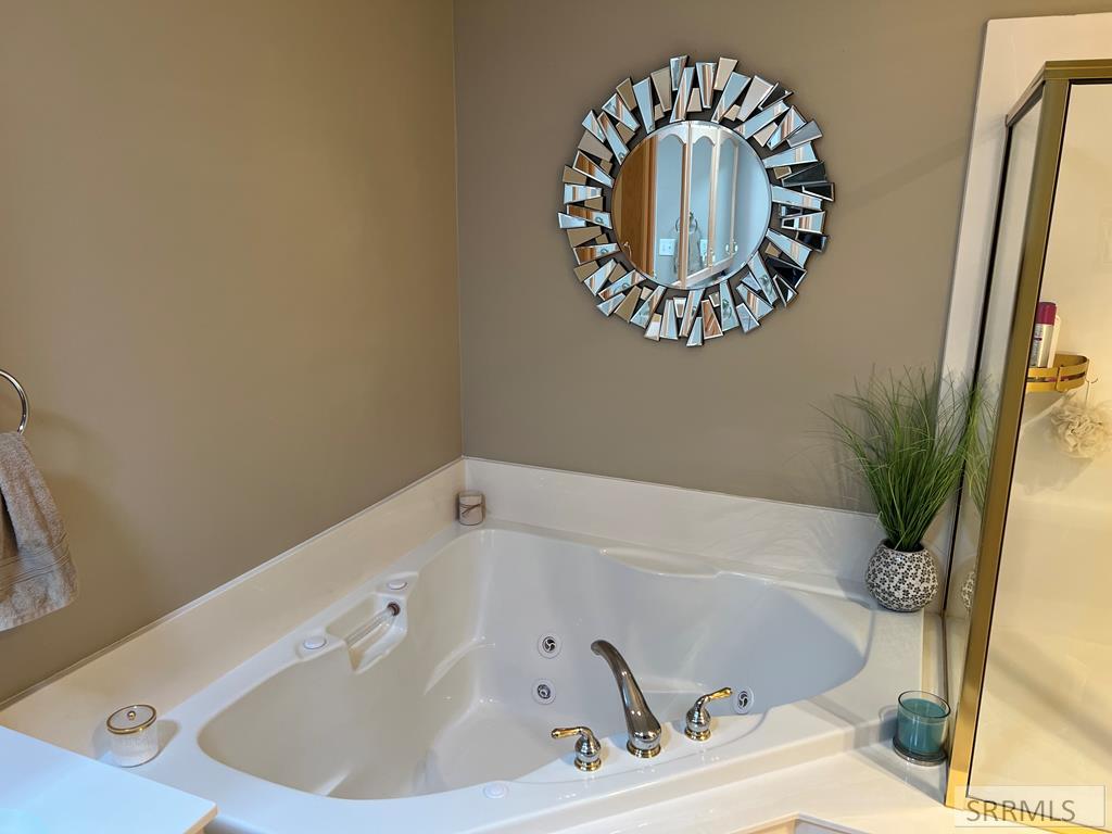 455 Hickory Circle, IDAHO FALLS, Idaho image 14