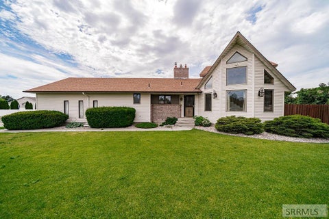 Photo of 946 S Bellin Road, IDAHO FALLS, ID 83402 (MLS # 2187602)