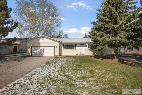 Photo of 6559 N Albert Lane, IDAHO FALLS, ID 83401 (MLS # 2185695)