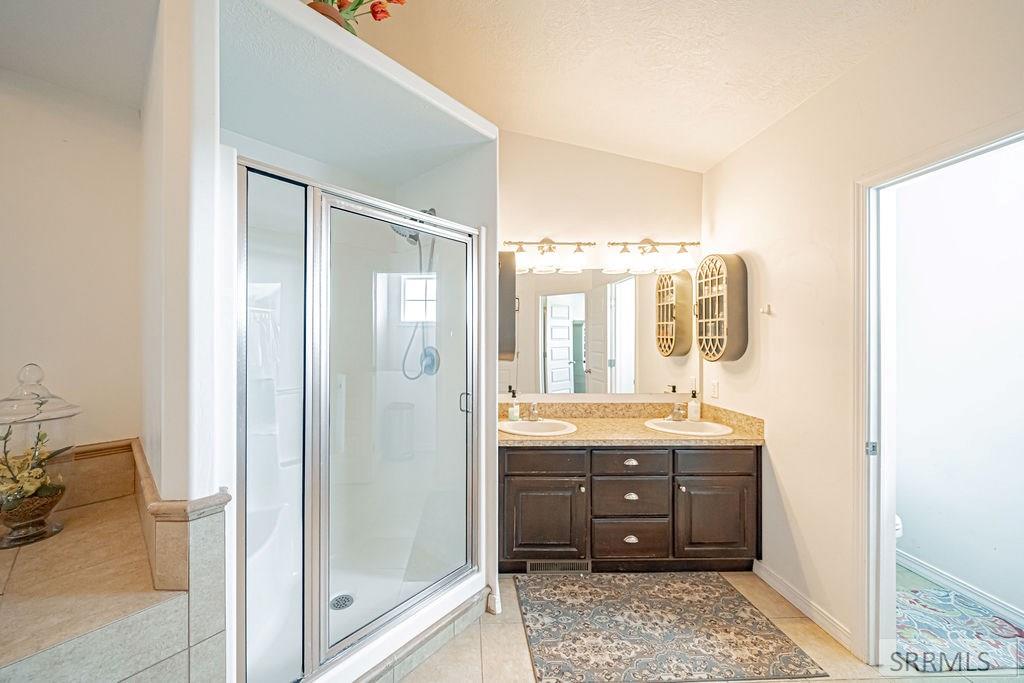 823 Griffin Street, REXBURG, Idaho image 27