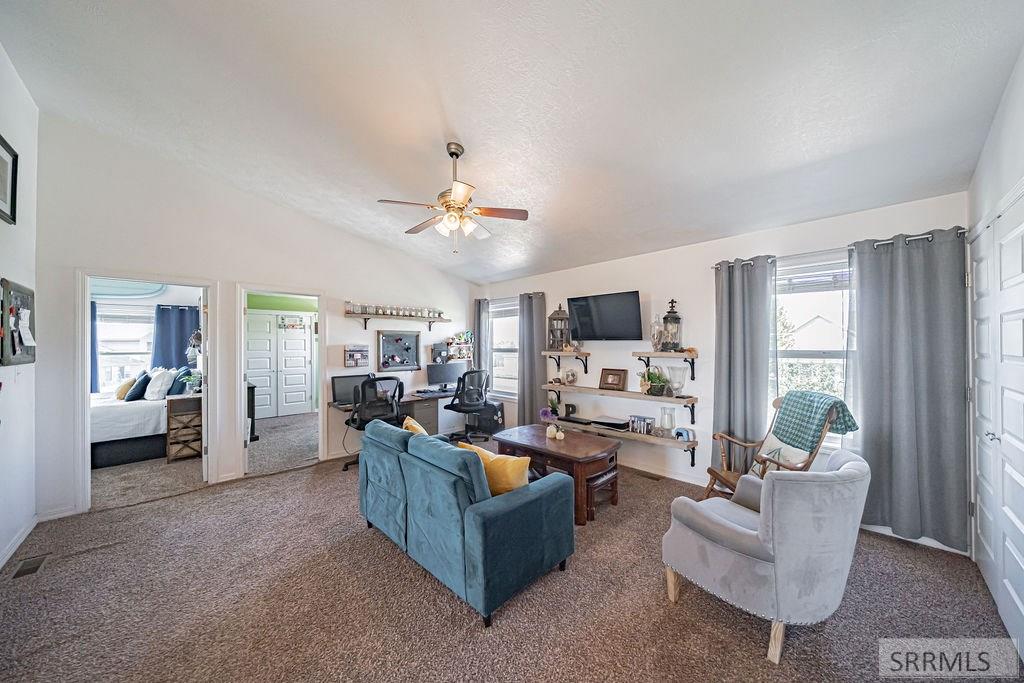 823 Griffin Street, REXBURG, Idaho image 21