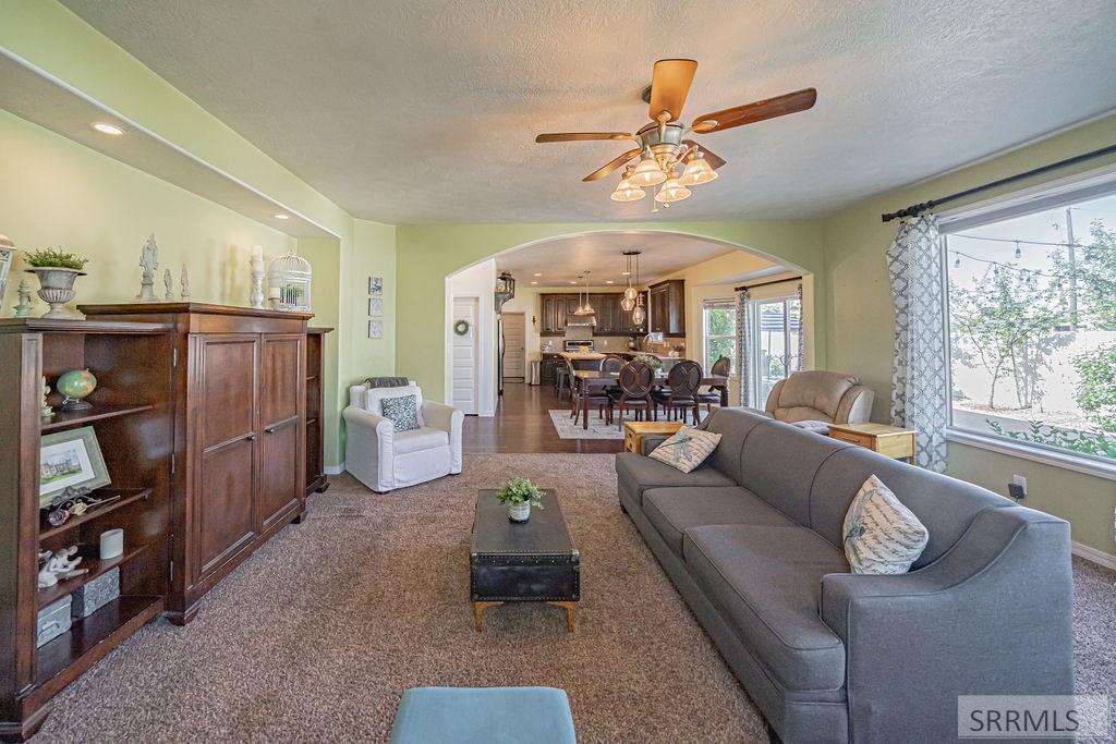 823 Griffin Street, REXBURG, Idaho image 12
