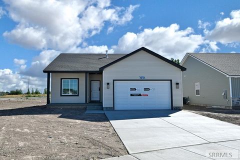 Photo of 3755 Benelli Dr, IDAHO FALLS, ID 83401 (MLS # 2178580)