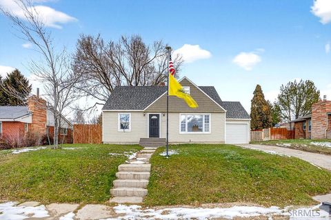 Photo of 249 E 2nd Street, SODA SPRINGS, ID 83276 (MLS # 2181076)