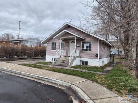 Photo of 682 Randolph Ave, POCATELLO, ID 83201 (MLS # 2182197)