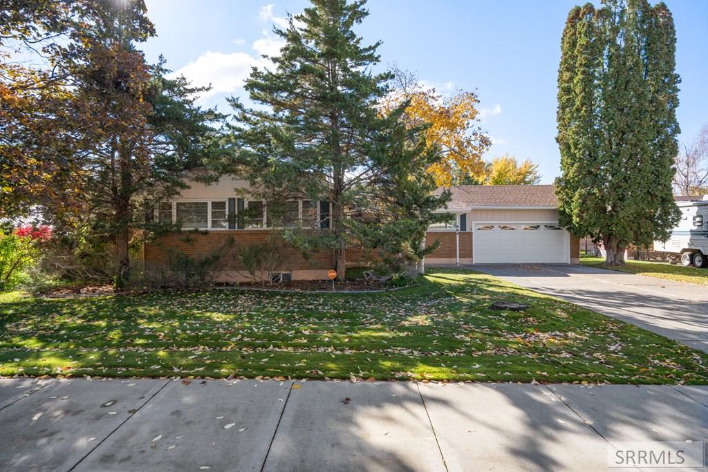 Idaho Falls, Idaho 83401, United States, 3 Bedrooms Bedrooms, ,2 BathroomsBathrooms,Residential,Active,232143