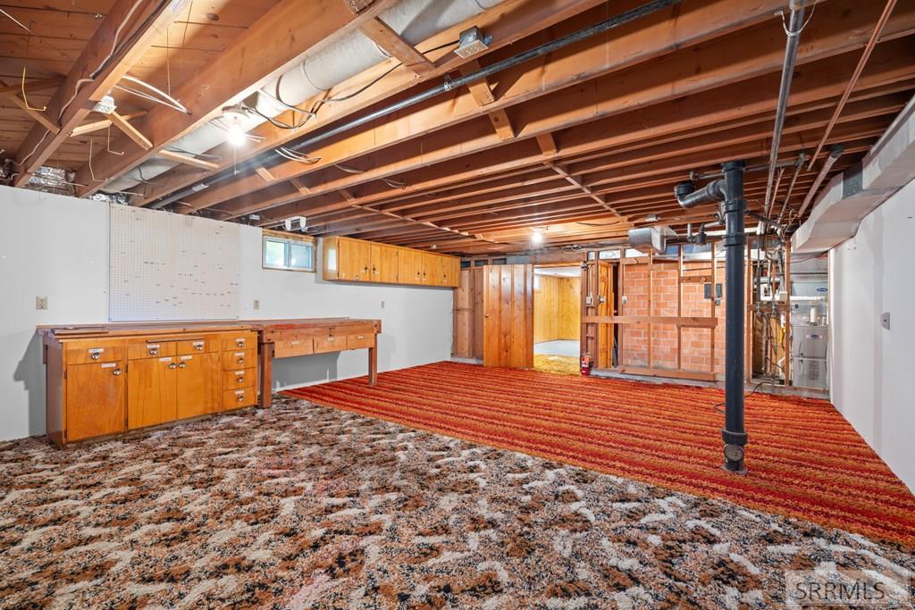 Idaho Falls, Idaho 83401, United States, 3 Bedrooms Bedrooms, ,2 BathroomsBathrooms,Residential,Active,232143